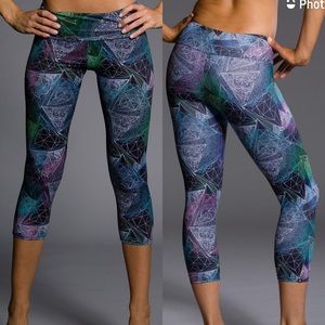 Onzie Hot Yoga Capri 202